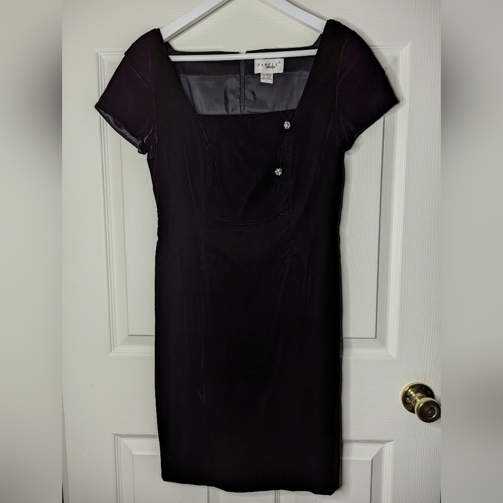 Papell Boutique vintage black velour Pencil dress with rhinestone accents size 4